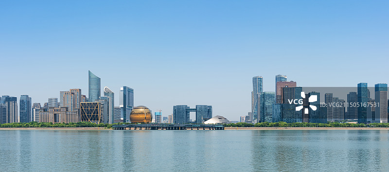 钱江新城 城市阳台 市民中心 地标 标志性建筑 钱江畔 杭州 城市建筑风光 高楼大厦 钱塘江 建筑群图片素材