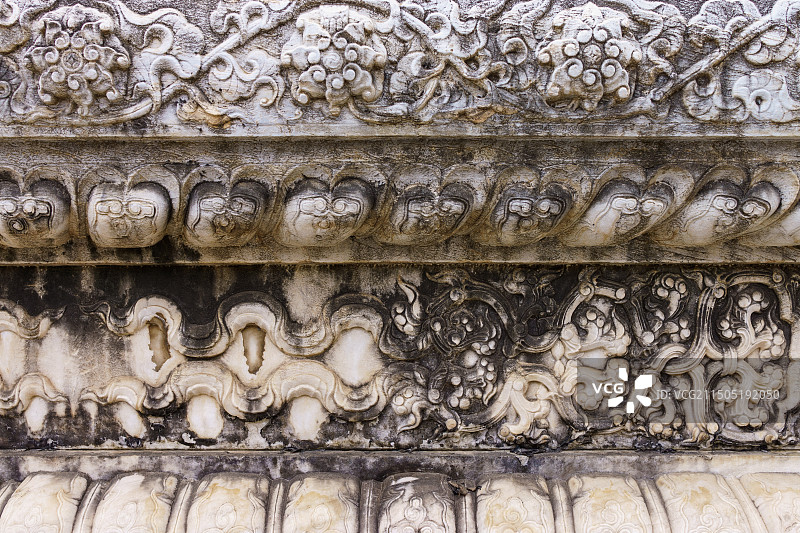 河北唐山清东陵菩陀峪定东陵(慈禧陵)石五供琬花结带纹束腰石雕局部图片素材