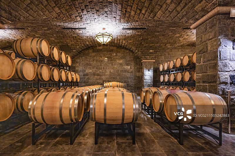 山西省临汾市乡宁县戎子酒庄酒窖景观图片素材