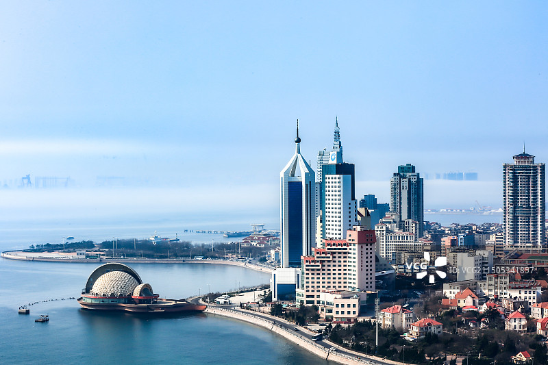 青岛栈桥景区海上皇宫图片素材