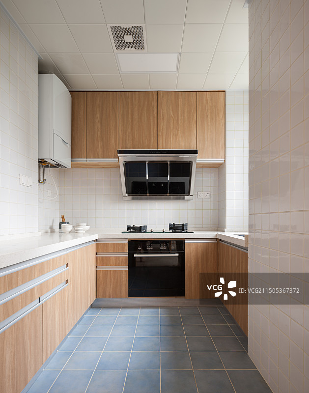 厨房 木制柜门图片素材