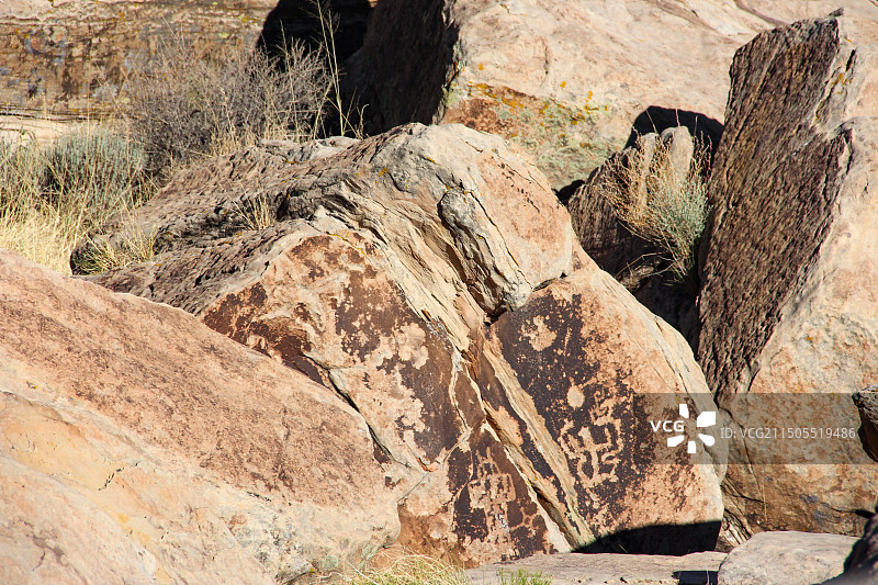 古代岩石壁画图片素材