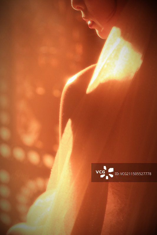 一个人，女性，身体，性感，感情，情感图片素材