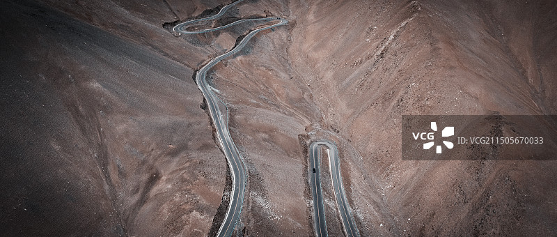 俯瞰盘龙古道图片素材