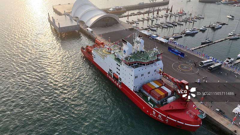 雪龙号雪龙2号极地科考船破冰船图片素材