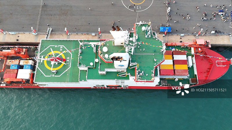 雪龙号雪龙2号极地科考船破冰船图片素材