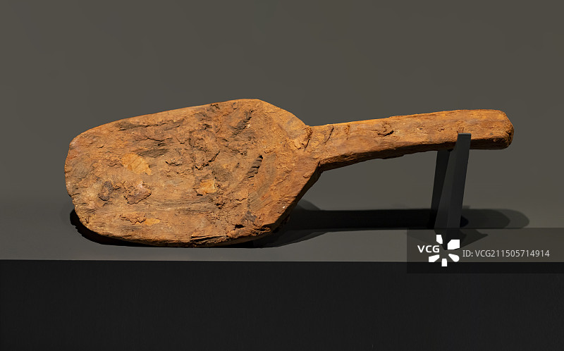 木铲 春秋 湖北黄石铜绿山矿治遗址出土 上海博物馆图片素材