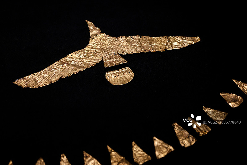 唐代金饰件薄片黄金大雁展翅宁夏固原博物馆图片素材