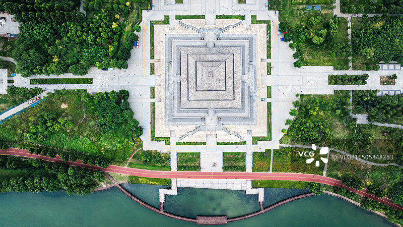 河南鹤壁朝歌文化园-鹿台阁图片素材