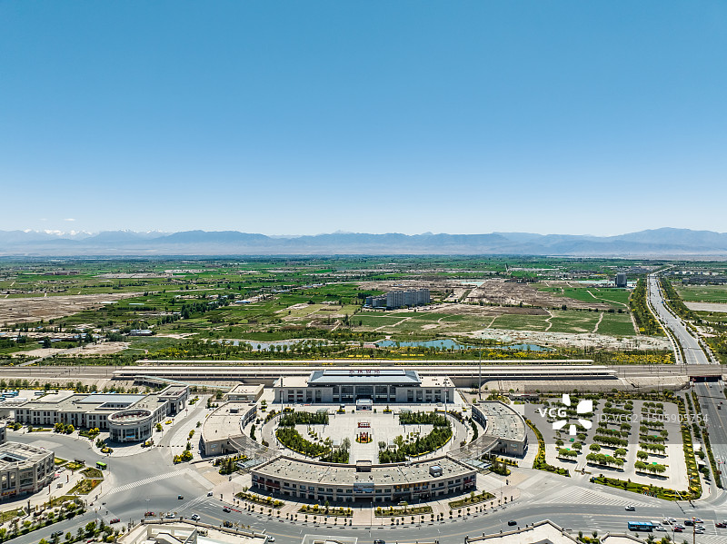 甘肃张掖西站航拍图片素材