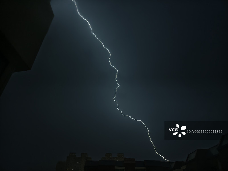 夜空中的闪电图片素材