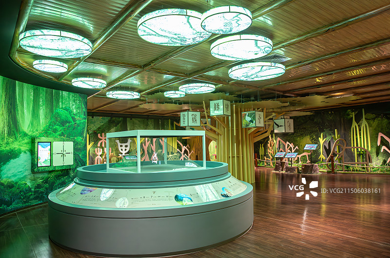 河南省安阳市中国文字博物馆博文馆字里乾坤展厅陈展图片素材