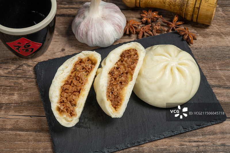 酱肉馅大包子图片素材