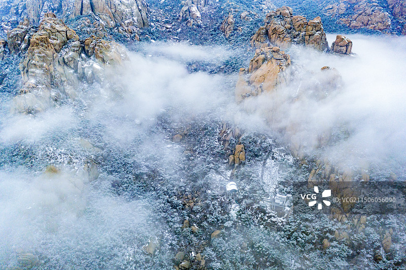 崂山风景区仰口景区寿字峰图片素材