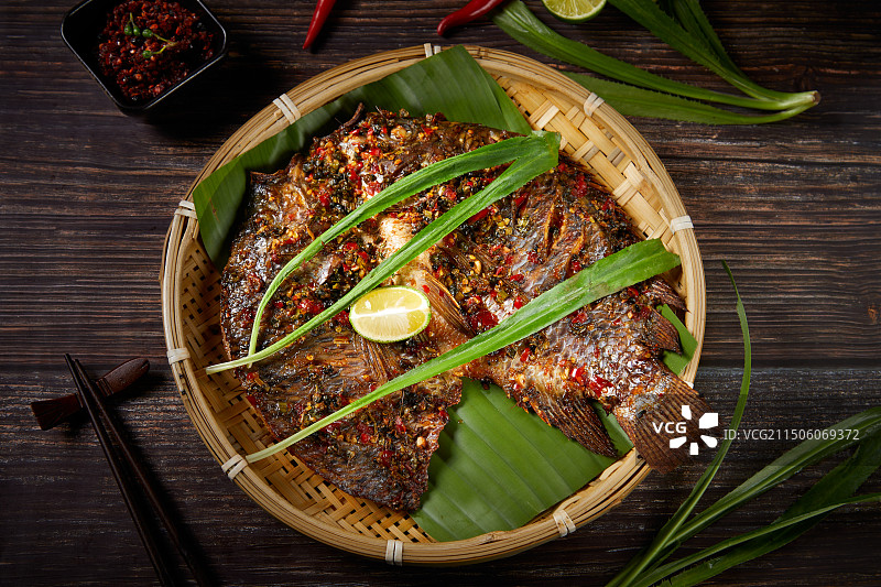 傣味罗非鱼图片素材