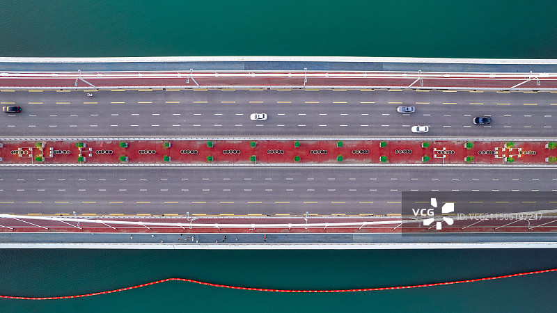 西安浐灞浐河元朔大桥落日航拍高空图片素材