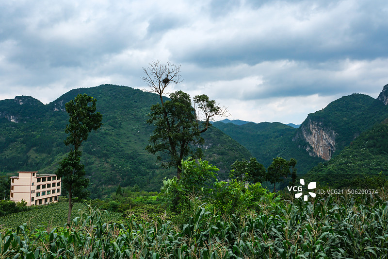 贵州省贵阳市修文县六广镇六广河乡村风光图片素材