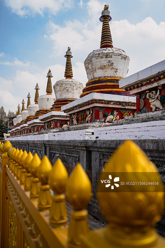 塔尔寺佛教建筑-八宝如意塔图片素材