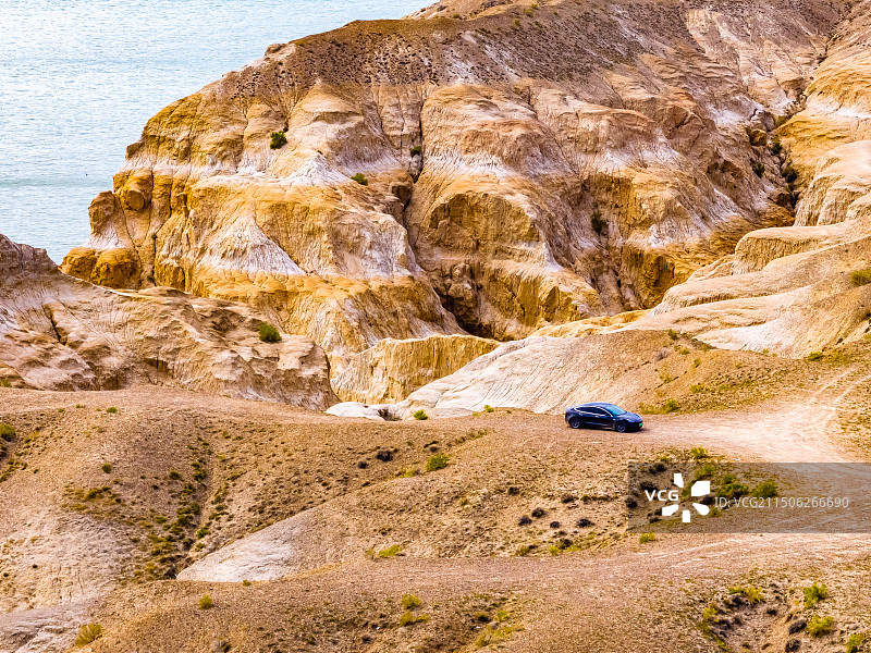 新疆福海海上魔鬼城图片素材