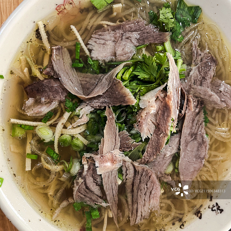牛肉粉丝汤图片素材