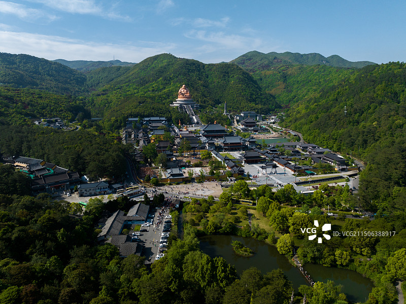 宁波四明山雪窦山弥勒佛千丈崖图片素材