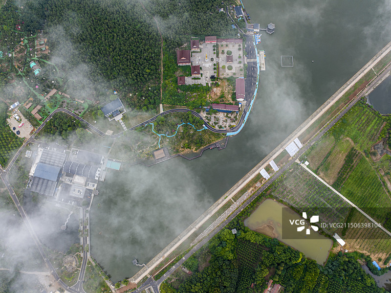 航拍安徽省滁州市定远县金山滴水寺风光图片素材