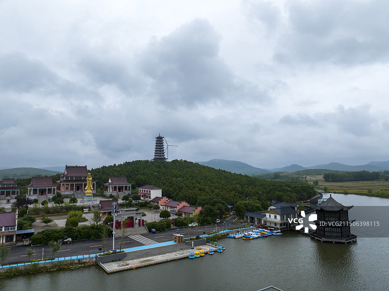 航拍安徽省滁州市定远县金山滴水寺风光图片素材