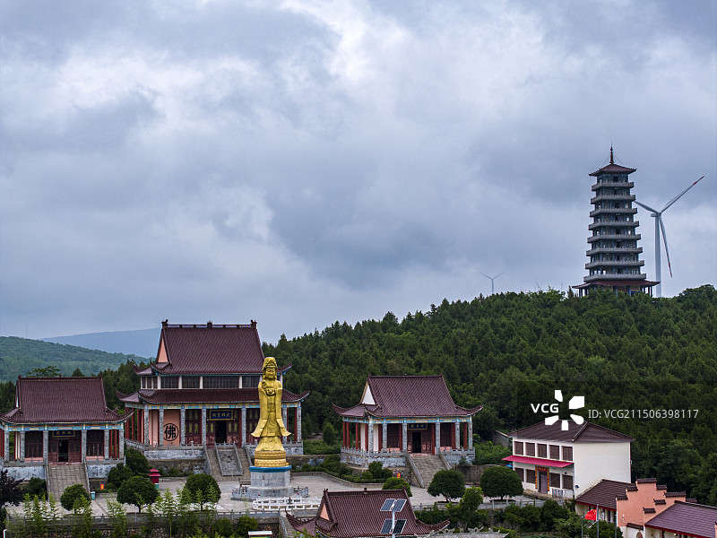航拍安徽省滁州市定远县金山滴水寺风光图片素材
