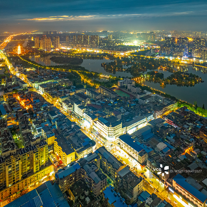 航拍江苏淮安涟水五岛湖公园城市风光图片素材