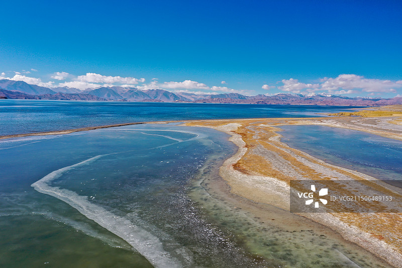 西藏阿里班公湖图片素材