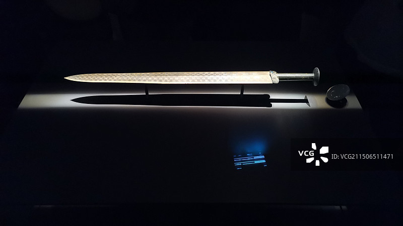 湖北省博物馆展品越王勾践剑图片素材