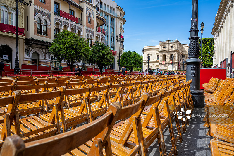 西班牙塞维利亚节日凳子图片素材