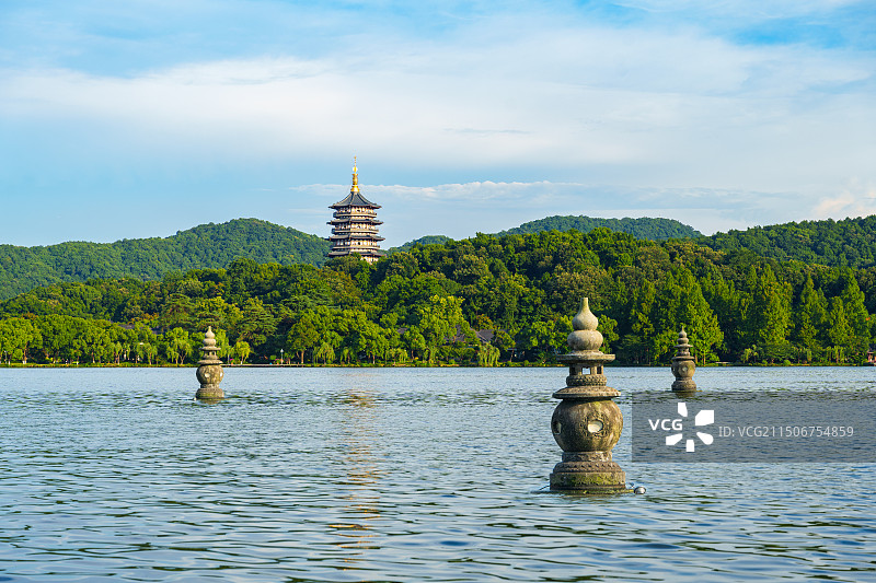 杭州西湖雷峰塔三潭映月旅游景点图片素材