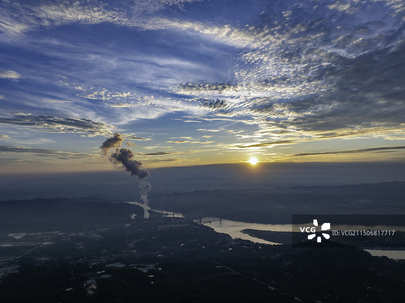 航拍重庆巴南长江日落风光图片素材