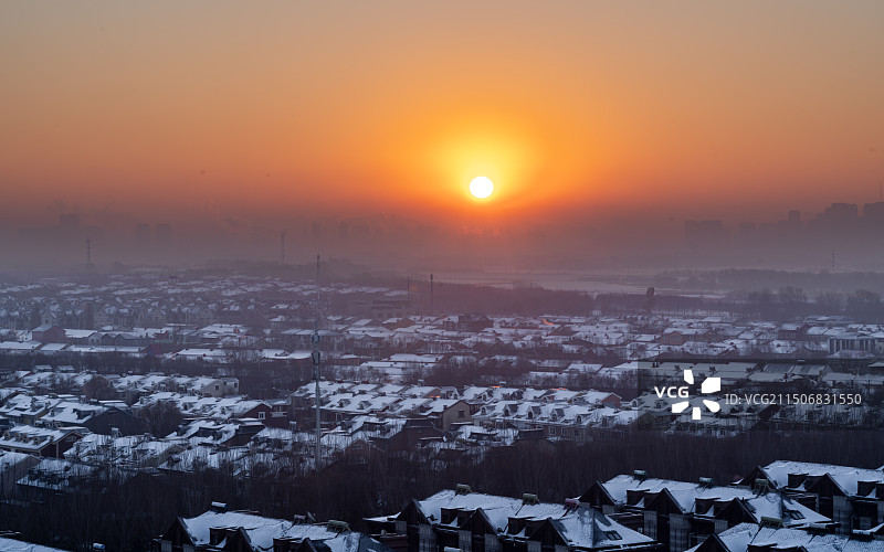 寒冬日出图片素材