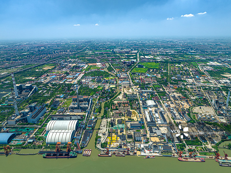 龙吴路4900号棱光实业工业老厂房 原吴泾砖瓦厂 上海石英玻璃厂 吴泾化工区 上海闵行区黄浦江西岸图片素材