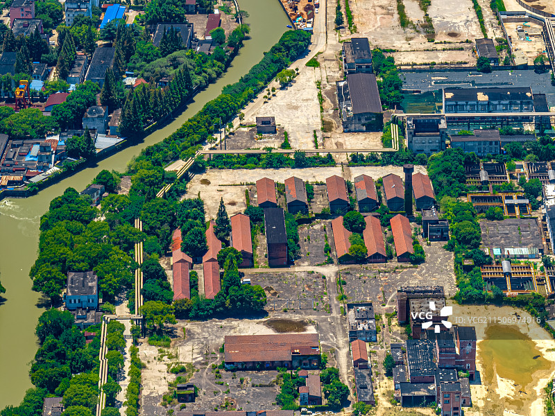 龙吴路4900号棱光实业工业老厂房 原吴泾砖瓦厂 上海石英玻璃厂 吴泾化工区 上海闵行区黄浦江西岸图片素材