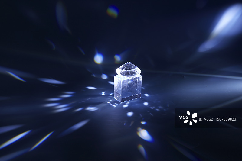 蓝色水晶折射背景图片素材