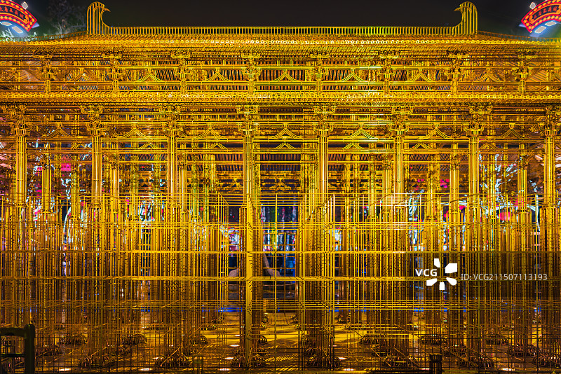 西安大唐不夜城金属含元殿图片素材