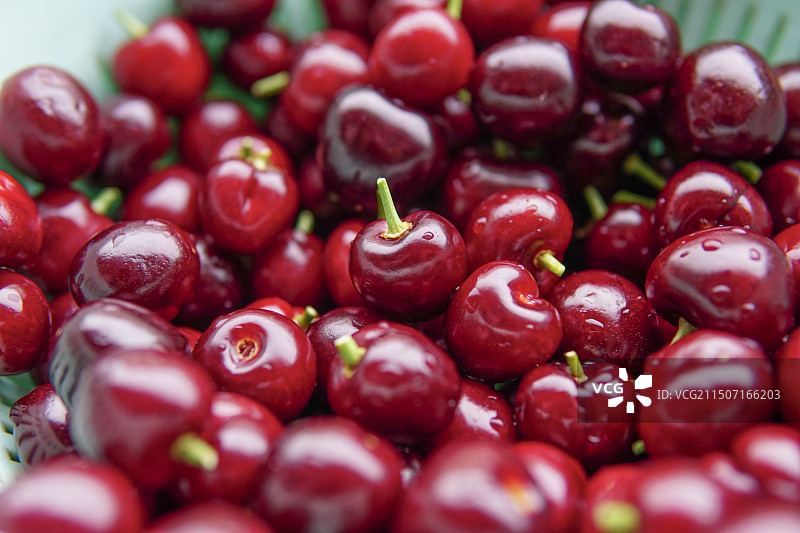 成堆的红色樱桃特写图片素材