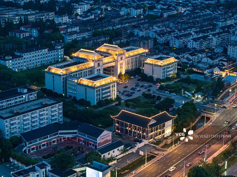 苏州大学夜色图片素材