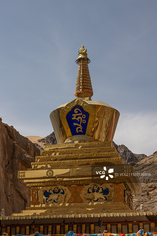 内蒙古巴彦淖尔市磴口县阴山山脉深处藏传佛教寺庙阿贵庙图片素材