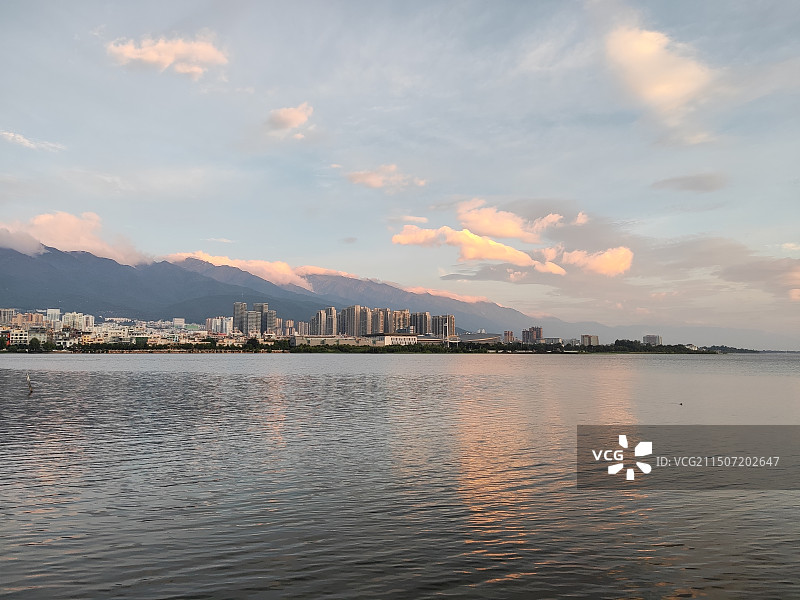 苍山洱海朝霞图片素材