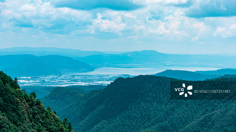 云南昆明十峰之晋宁谷堆山徒步风光图片素材