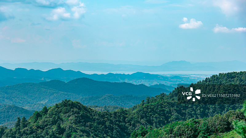 云南昆明十峰之晋宁谷堆山徒步风光图片素材