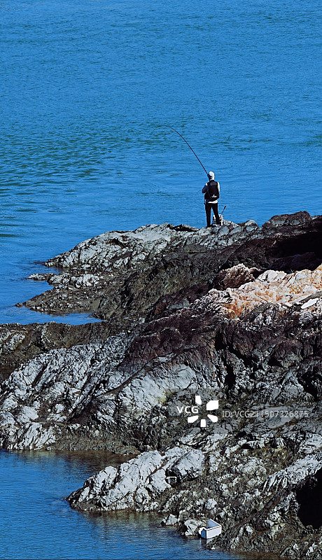 孤独的海钓者特写图片素材