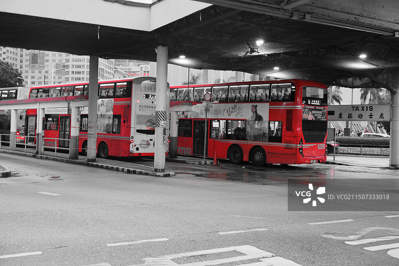 香港街道红色双层巴士图片素材