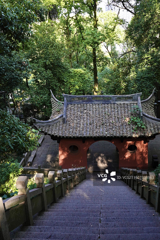 浙江杭州桐庐县桐君山桐荫问道亭图片素材