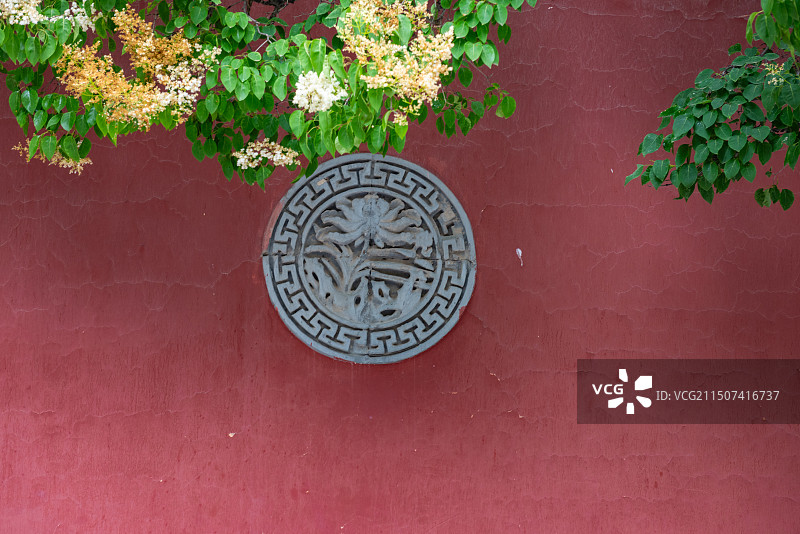 青海西宁著名景区格鲁派黄教寺院塔尔寺图片素材