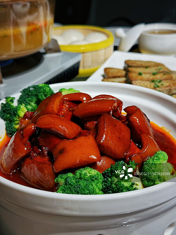 红烧广西巴马香猪肉图片素材